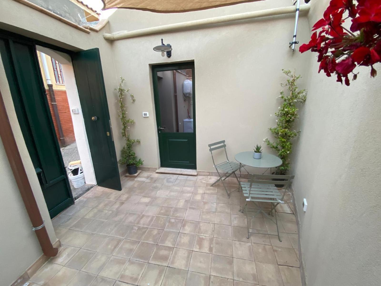 Le 2 Volte Casa Vacanza Acireale Bagian luar foto